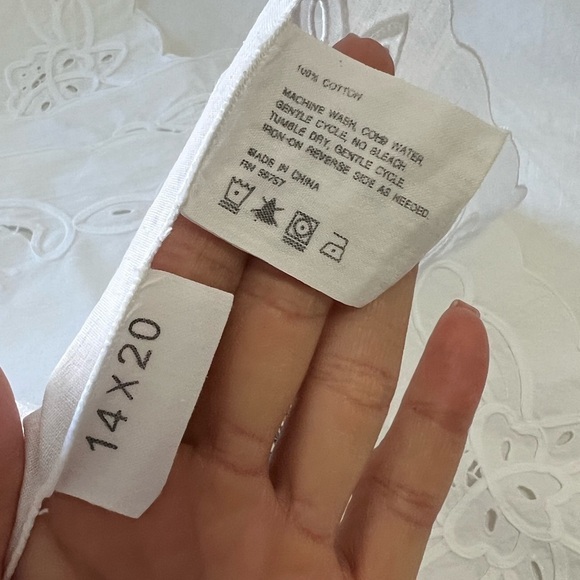 Battenberg Lace Placemats | Vintage Ladies Embroidered | Set Of 4 - Picture 7 of 12